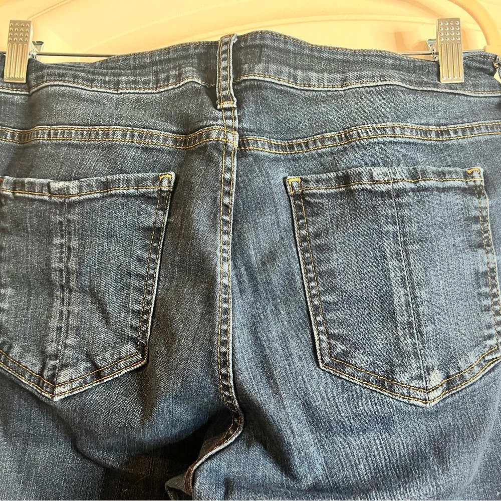 KUT from the Kloth Catherine Boyfriend Jeans (Virtue) - Picture 4 of 7